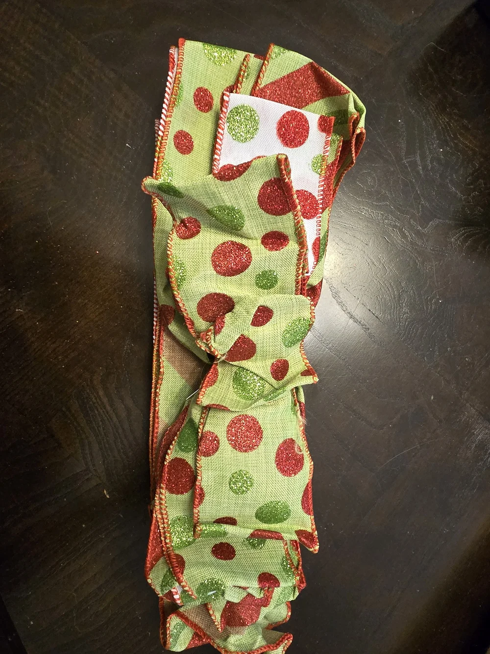 Festive Green & White Polka Dot Holiday Tree Topper Bow. NWT.